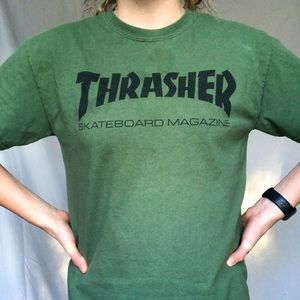 THRASHER t- shirt